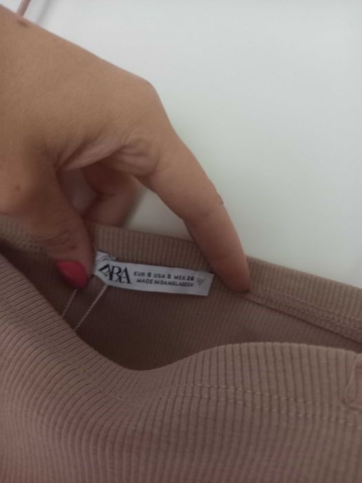Nowy beżowy crop top S