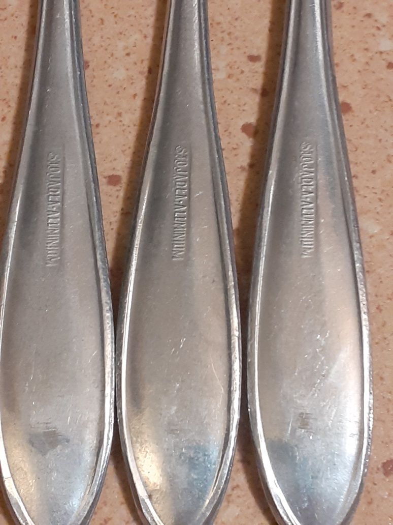 Widelce stołowe aluminiowe 3 szt  PRL