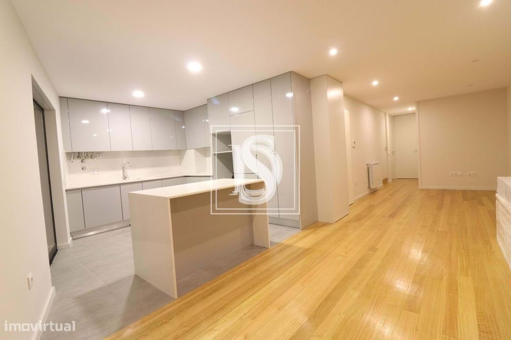 Apartamento T4 em UDF da Póvoa de Varzim, Beiriz e Argivai