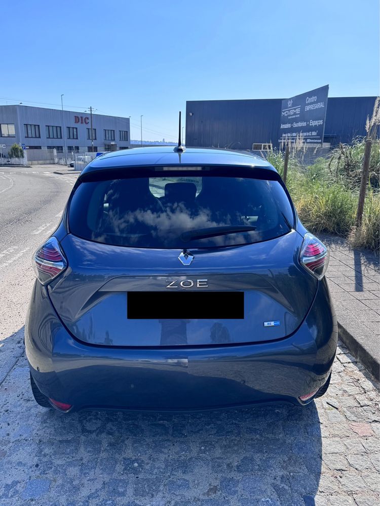 Renault Zoe intens (selection) r135 - ccs - 52Kw (Bateria própria)