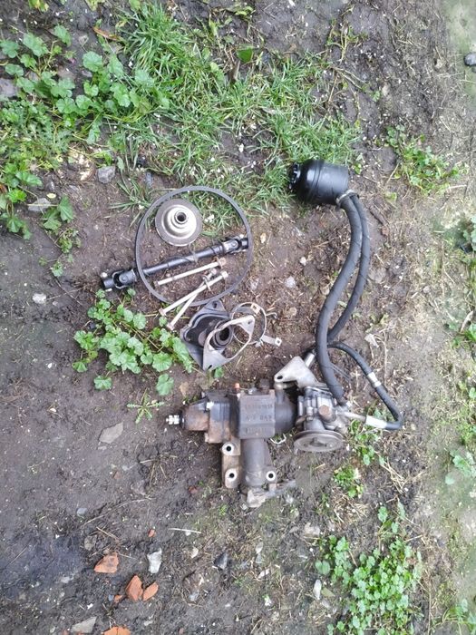 Гидроусилитель руля Нива 21214 комплект