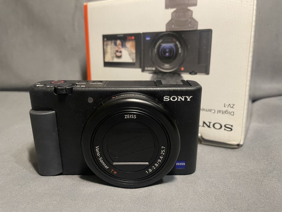 Блогерська камера/фотоапарат SONY ZV-1