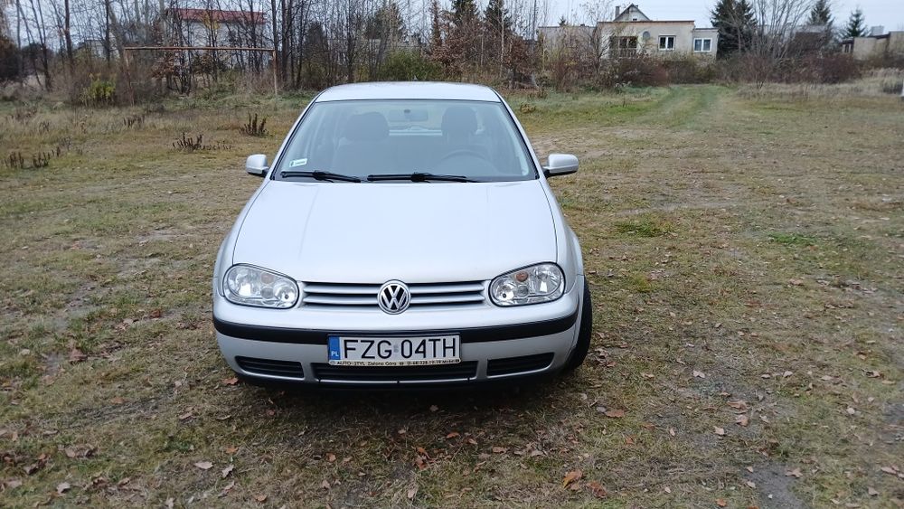 Sprzedam Wolkswagena Golfa IV