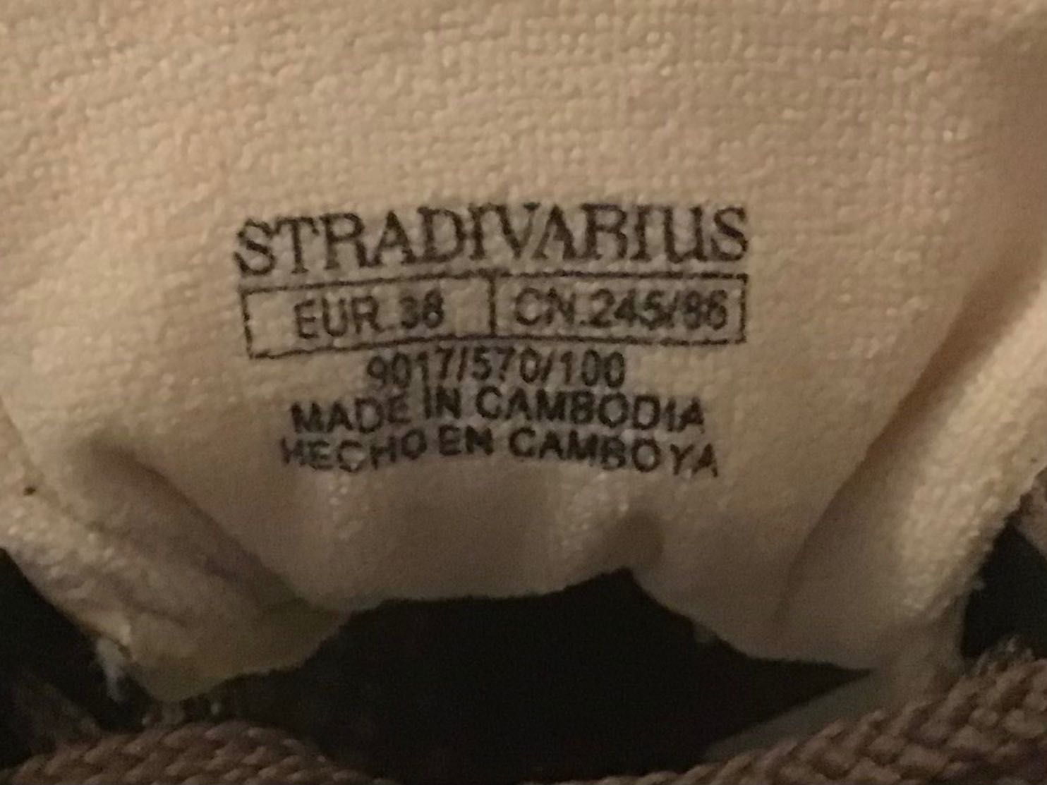 Sapatilhas marca Stradivarius