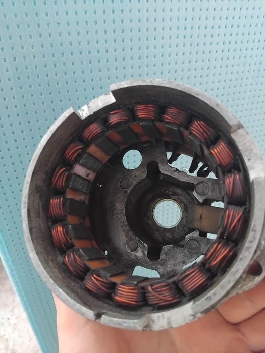 Продам генератор иж