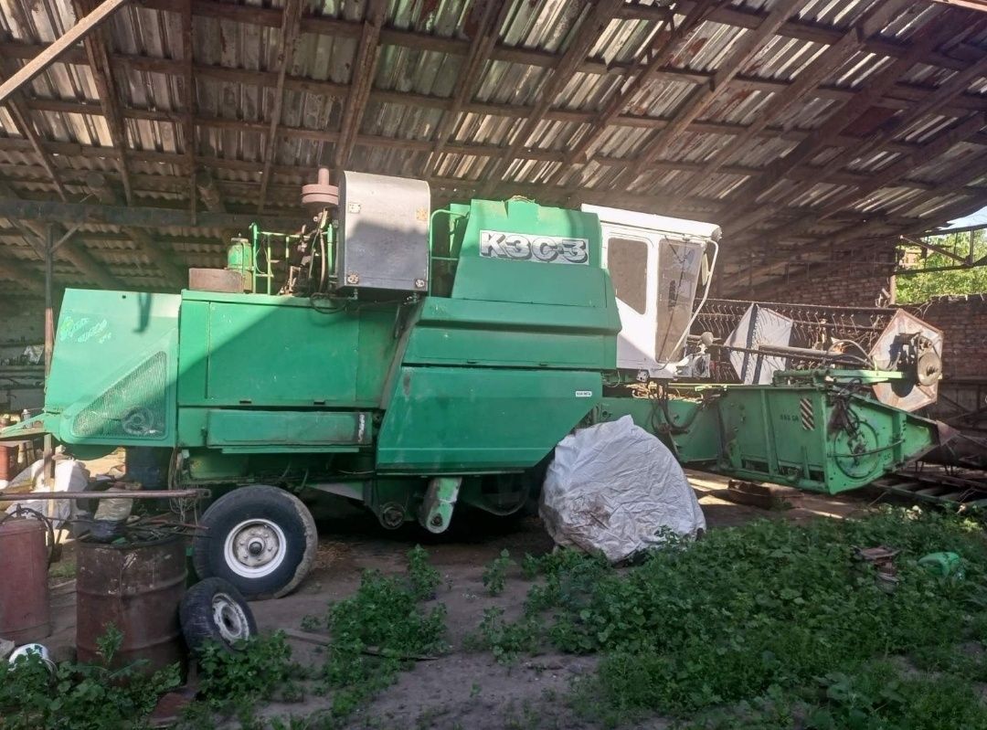 Комбайн КЗС-3 гідрохід 2004р