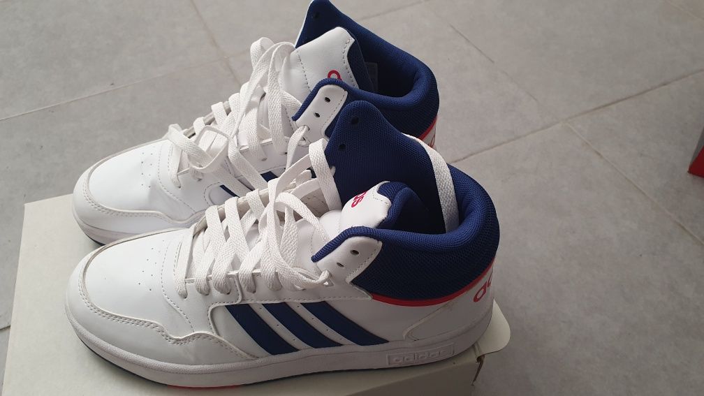 Sapatilhas adidas