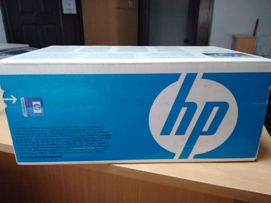 Продам оригинальный картридж HP 35A (CB435A)