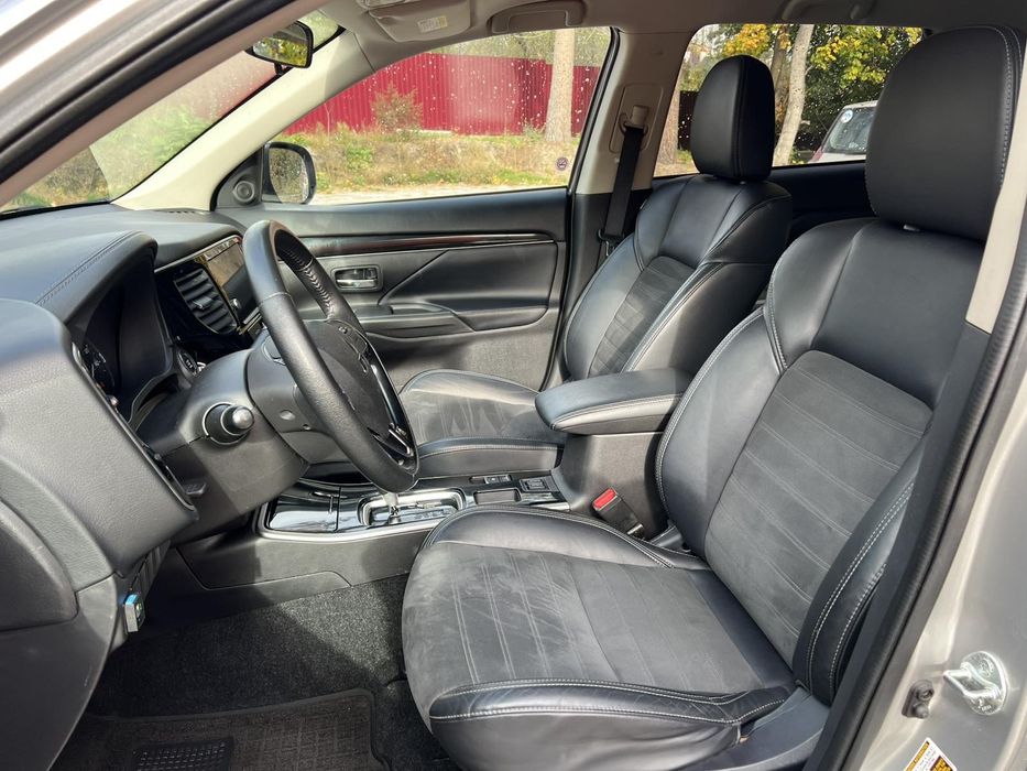 Митсубиси аутлендер 2018