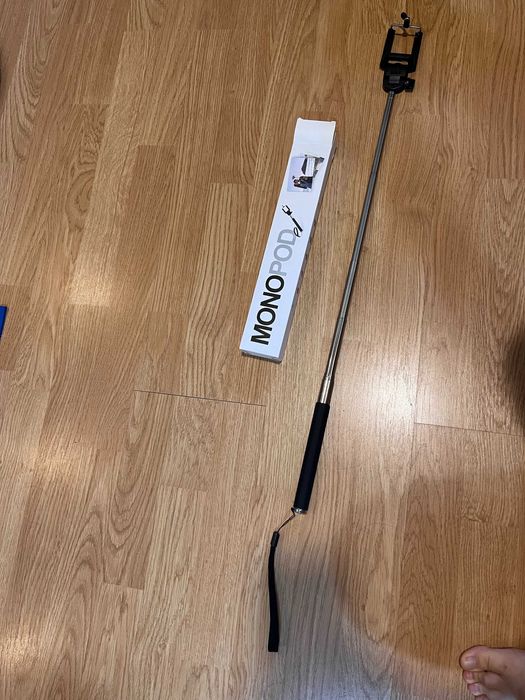 Monopod / Pau Selfie Extensível com Suporte para Telemóvel