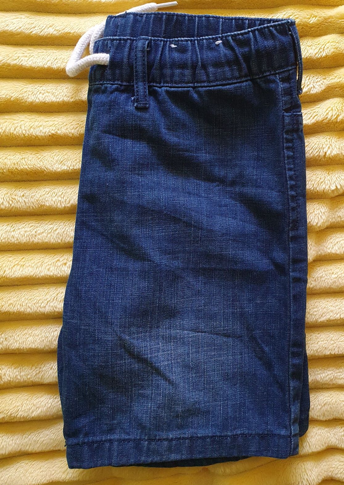 Spodenki krótkie jeans r 122 cm