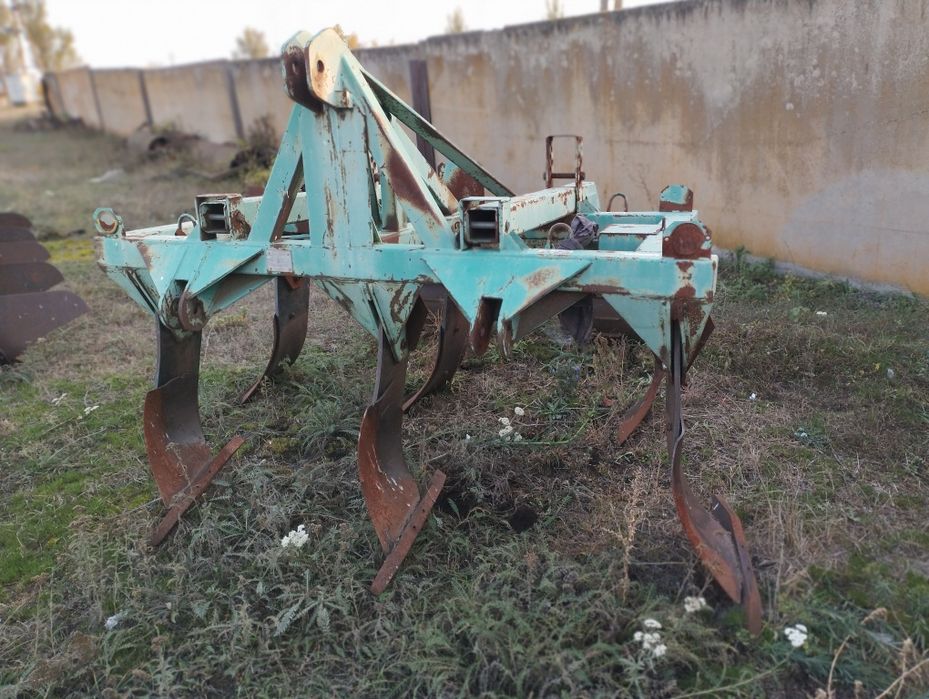 Глибокорозпушувач ГР-2.5