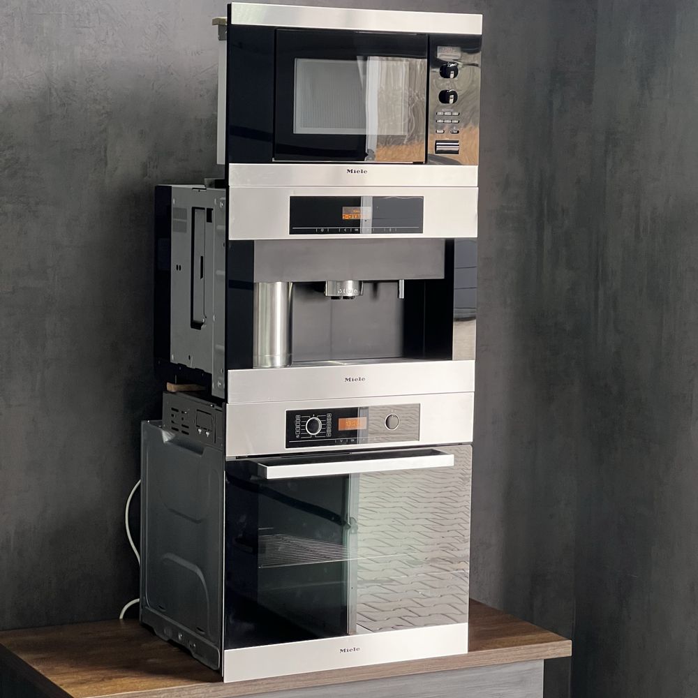3в1 КОМПЛЕКТ духовой шкаф Miele H5461B кофемашина CVA5060 СВЧ M8160
