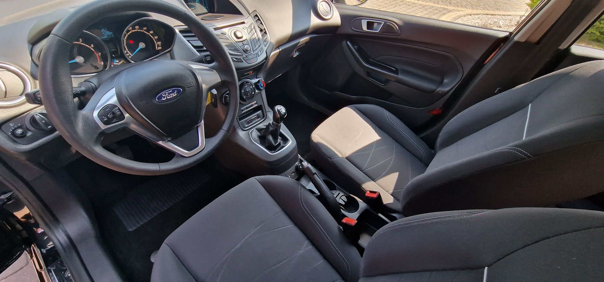 Ford Fiesta 1.0 100KM , bezwypadkowy, oryginalny lakier i przebieg