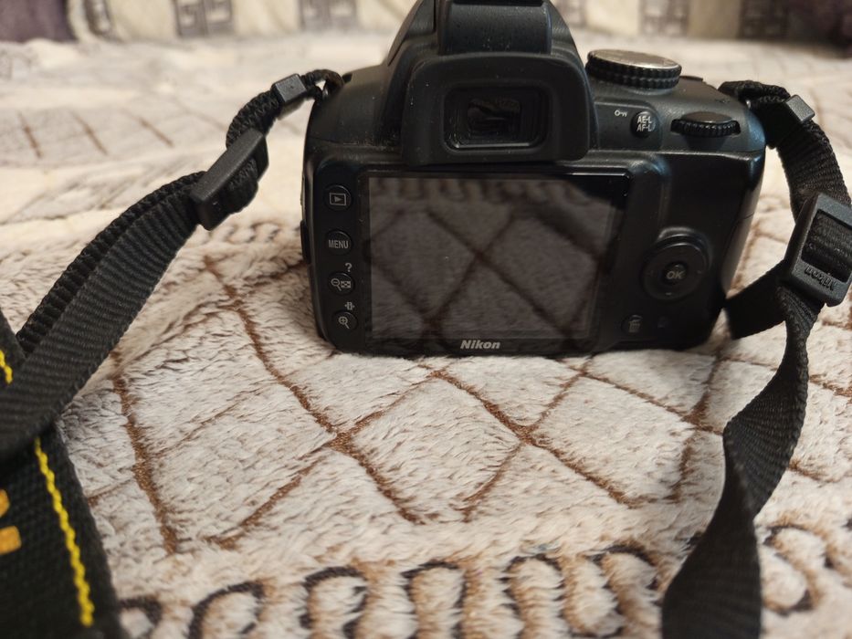 Купити фотоапарат Nikon d3000