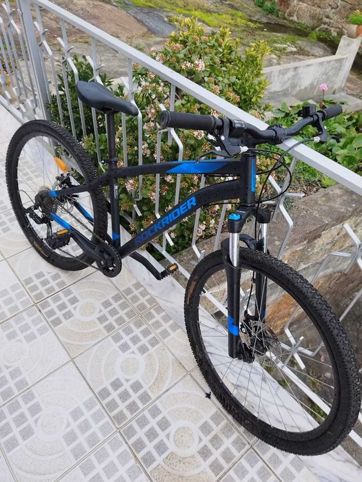 Vendo bicicleta BTT nova