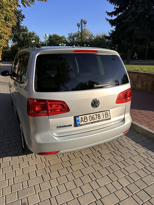 VW Touran 2013 максимальна комплектація ідеальний стан