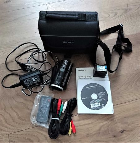 Kamera Sony HDR-PJ10E z projektorem