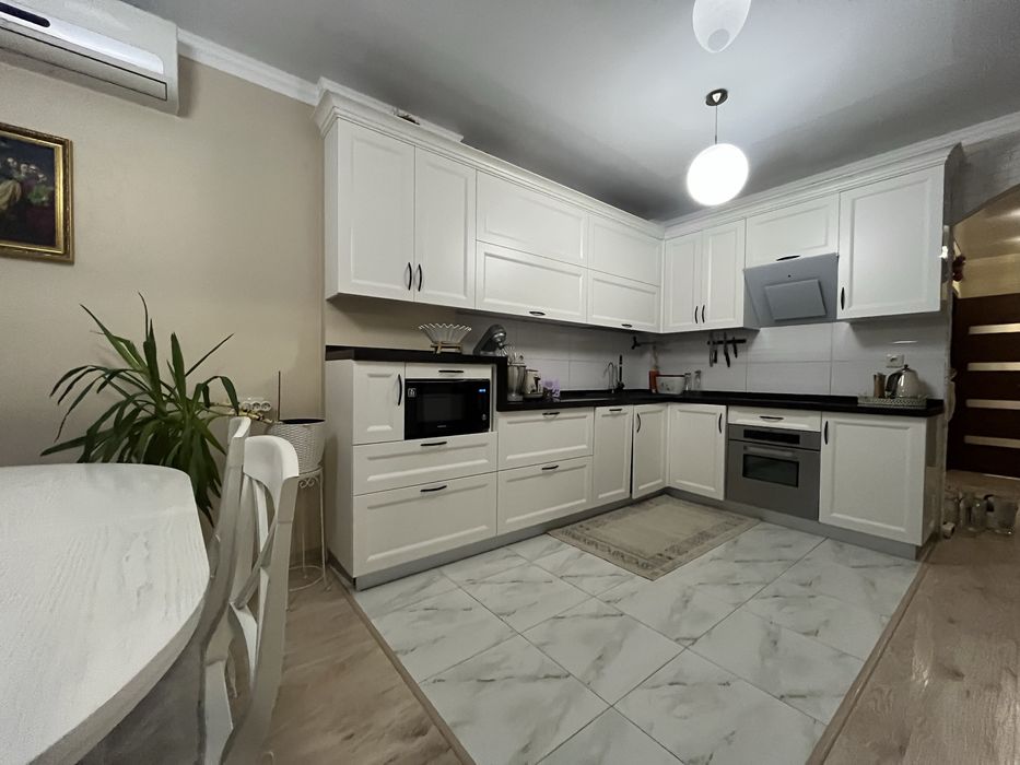 ЭКС!Госпрограммы!Красивая 3 к. 90м р-н Небесной сотни! Дорогой ремонт