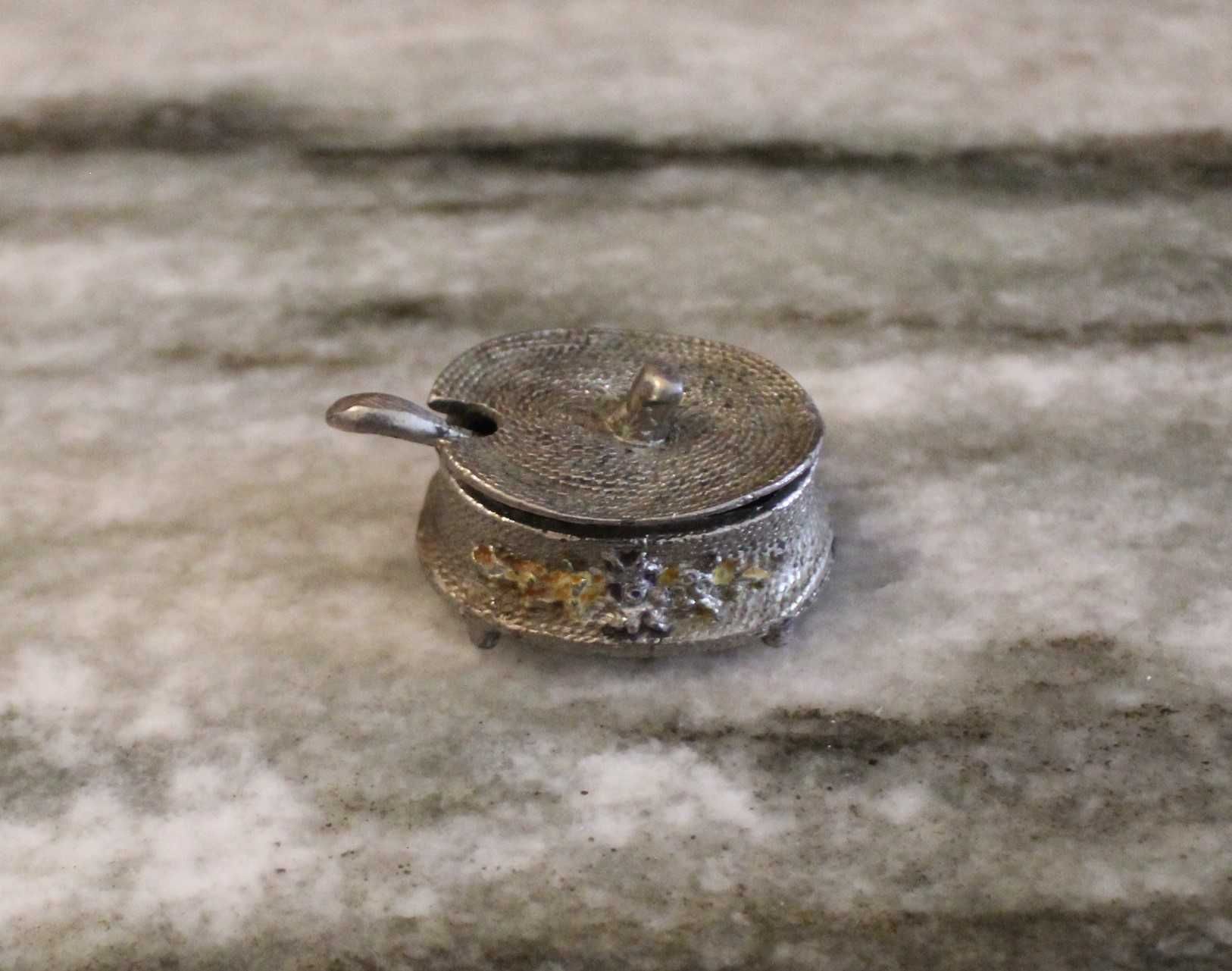 Saleiro, Pote de Mostarda, Pote de Estanho Oval, antigo, vintage