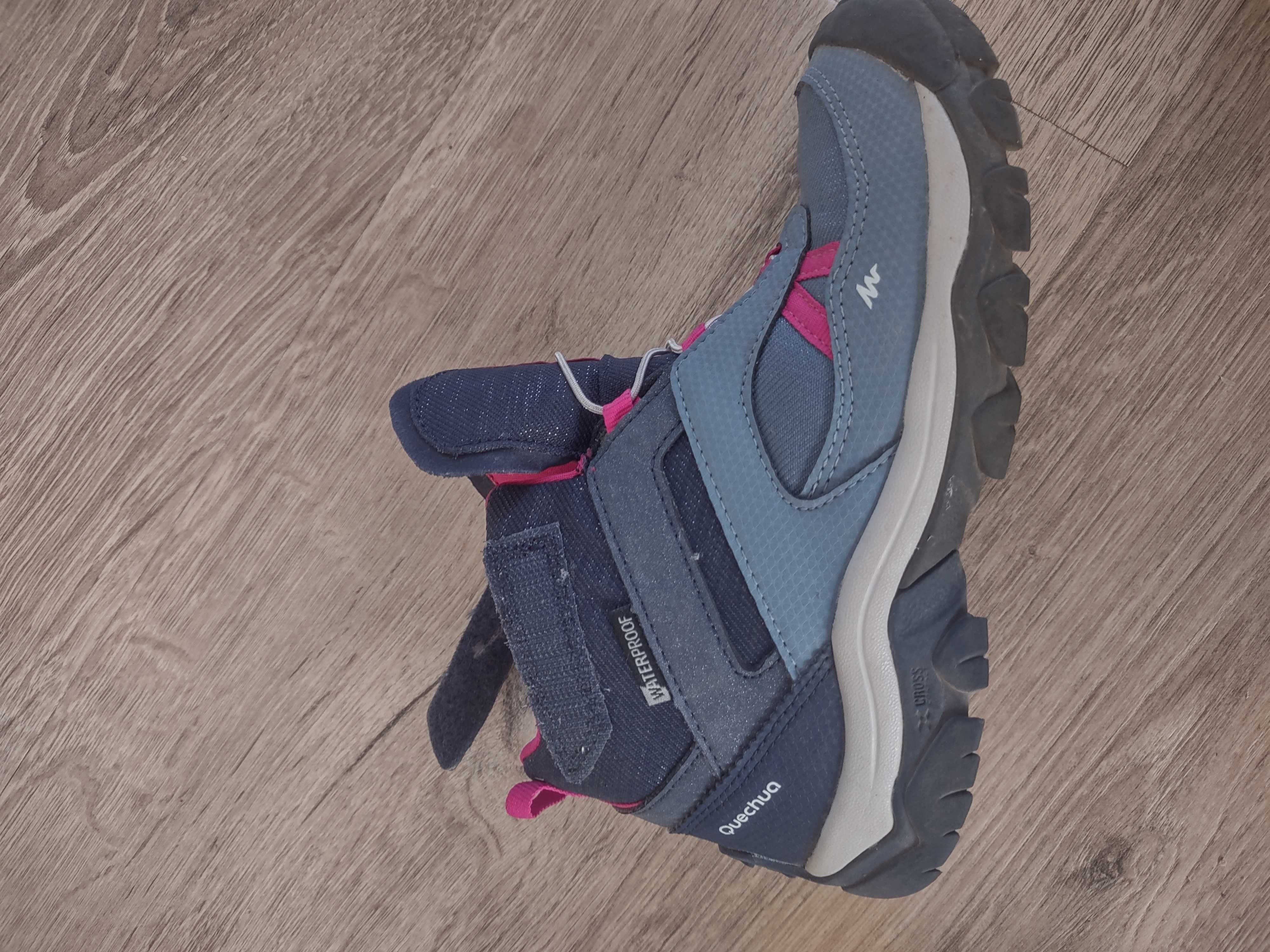 Buty trekkingowe dziewczęce Decathlon Quechura