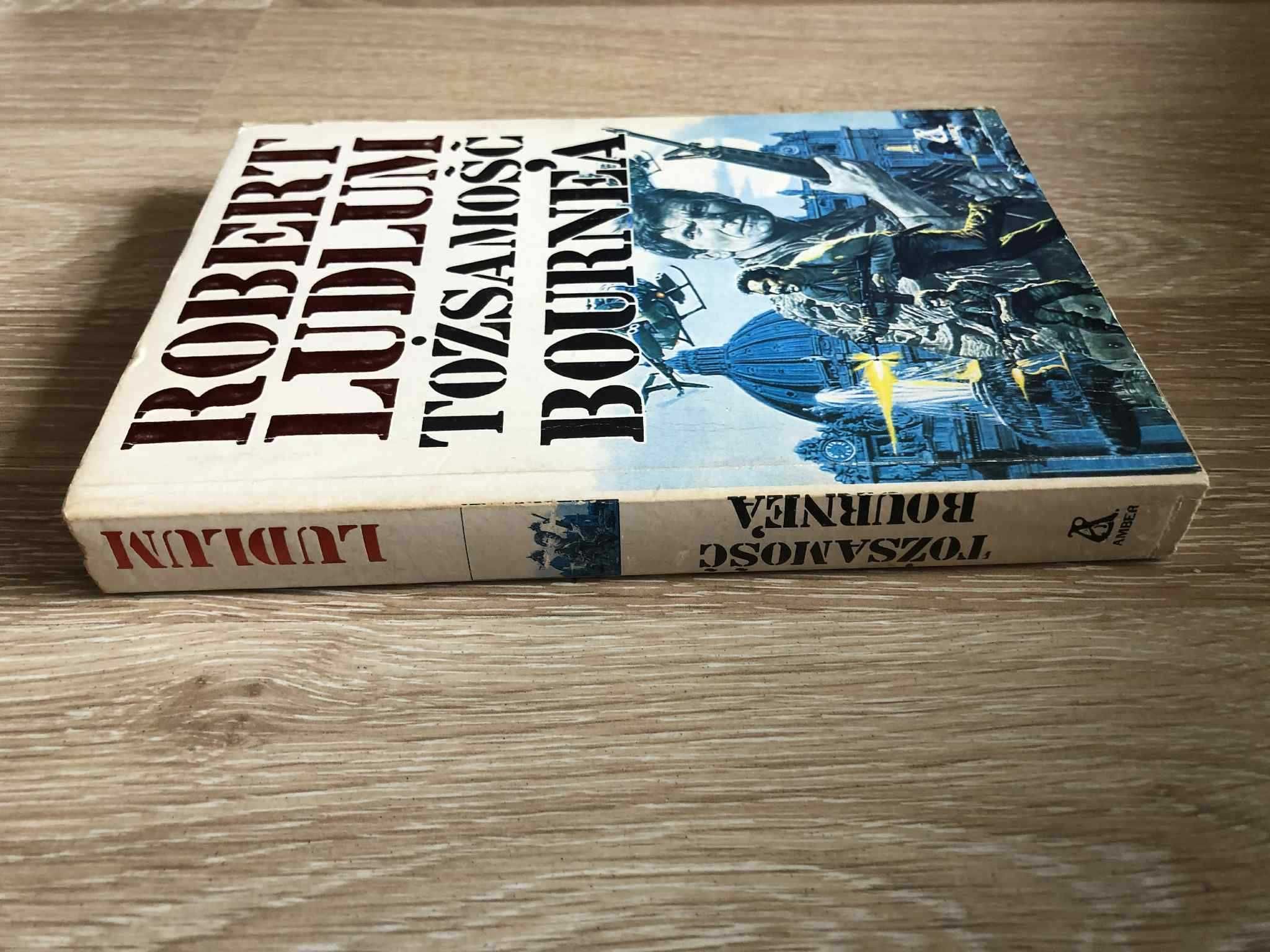 Tożsamość Bourne’a Robert Ludlum    (4)