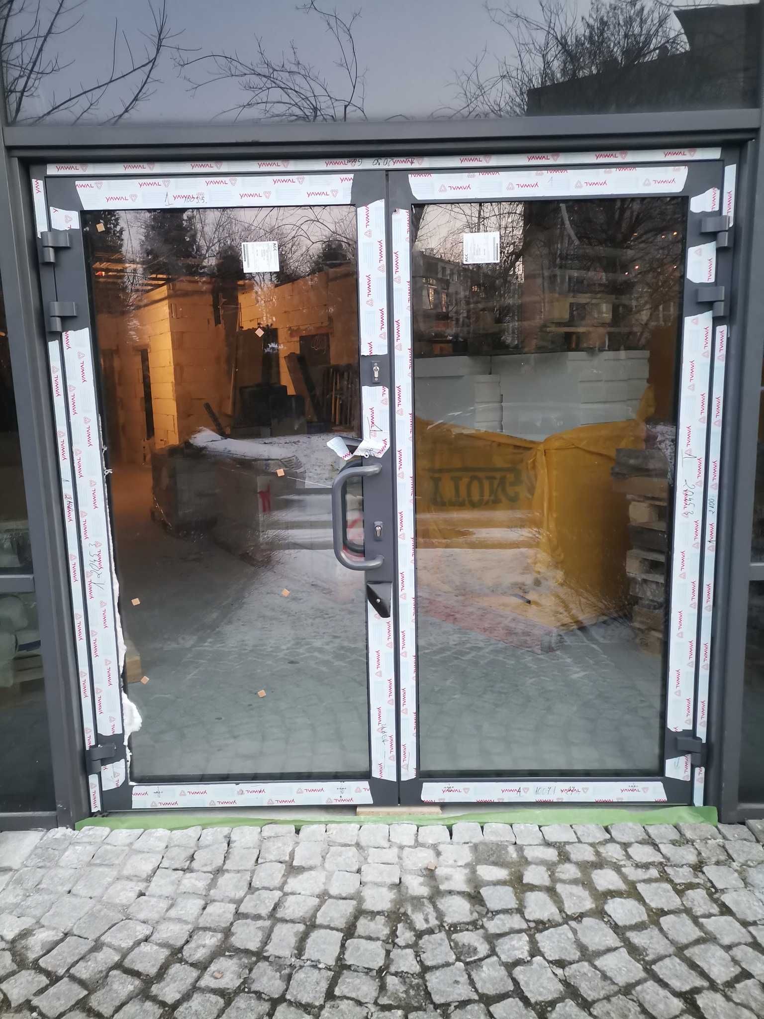 Maszyny do produkcji stolarki aluminiowej okna drzwi aluminiowe