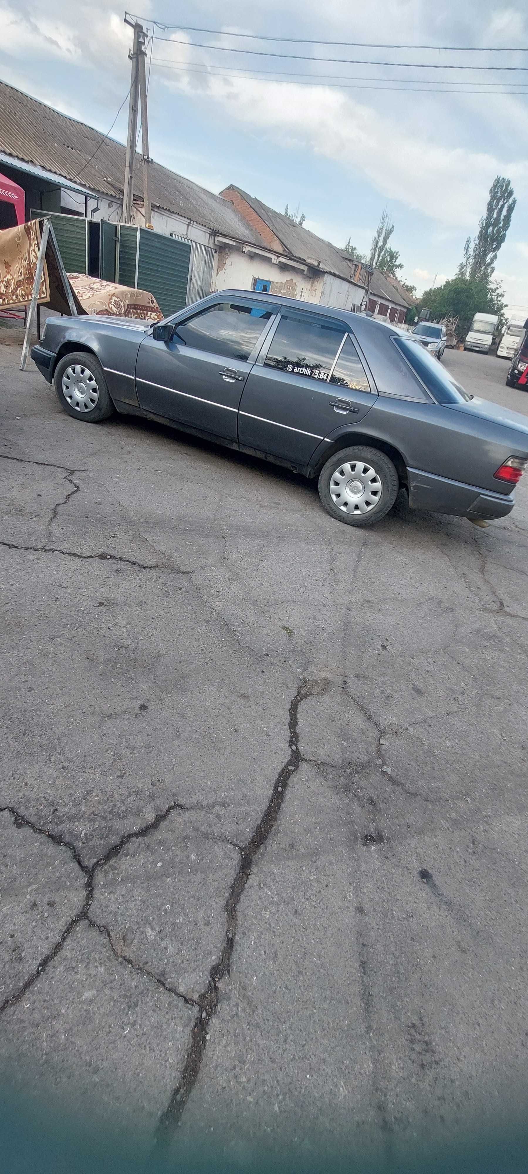 Срочно!!! Mersedes W124 e220 ТОРГ!