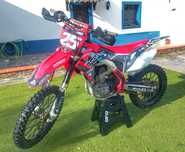 HONDA CRF 250R  --