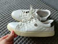 Białe sneakersy r.39 US Polo białe lekkie pikowane strebne dodatki