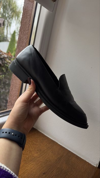 Лофери жіночі шкіряні