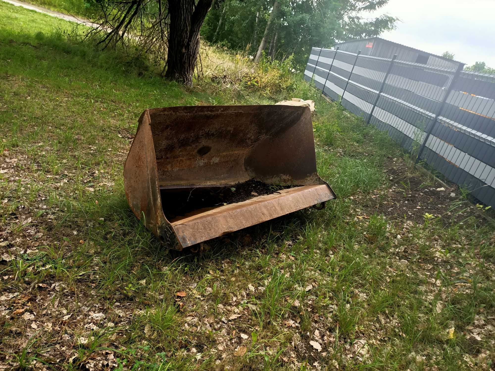 JCB 2cx łyżka przednia boczny wysyp