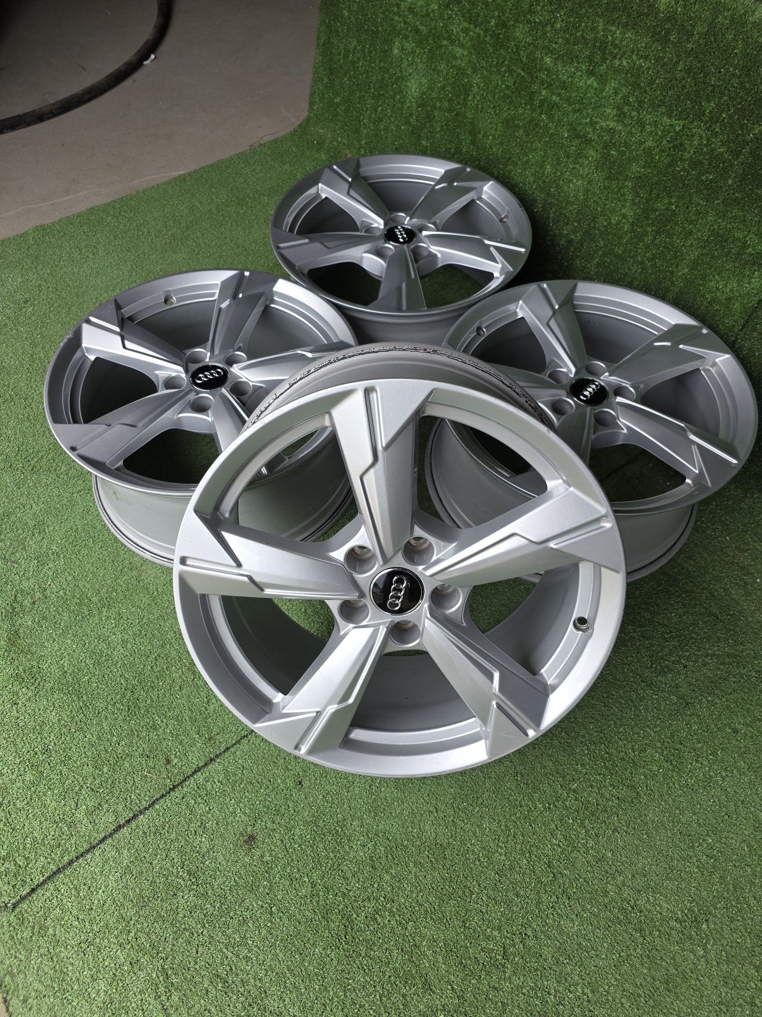 Sprzedam Alufelgi Orginalne Audi 5x112 18 A4 A5 A6 A7 A8 Q5 Q7