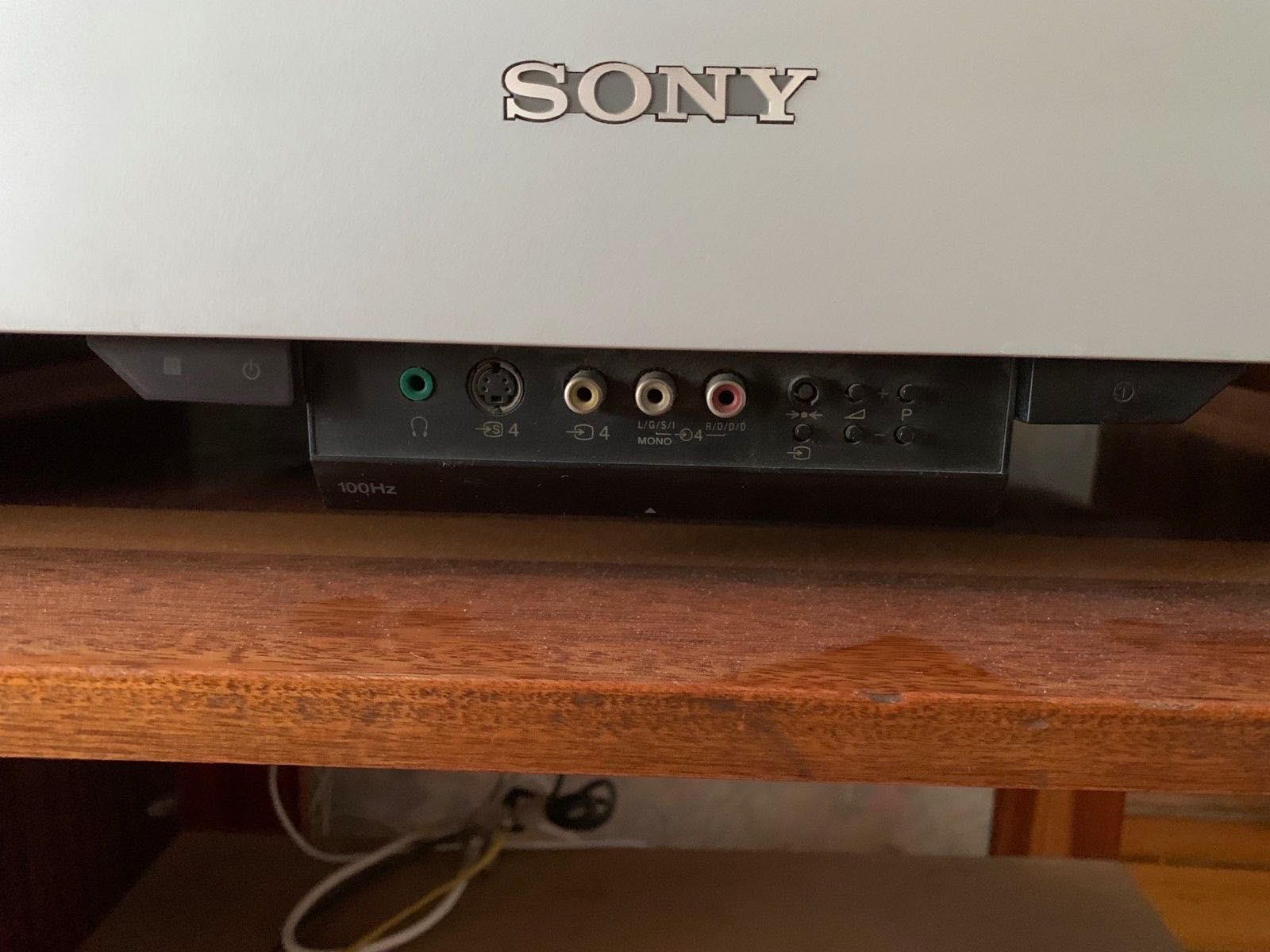 Продам цветной телевизор  Sony Trinitron KV-29FQ65K