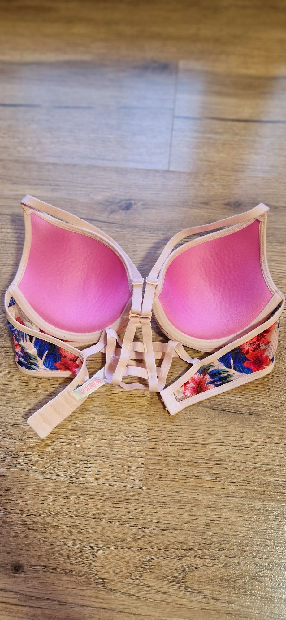 Бюст Victoria's secret оригинал (размер 32С)