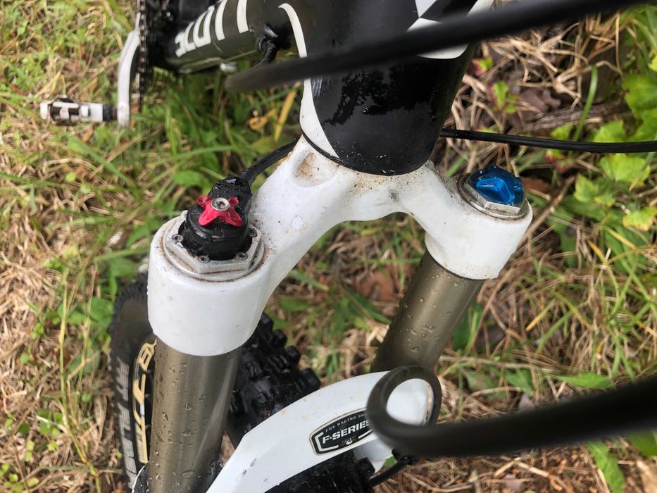 bicicleta scott spark 30 100% carbono