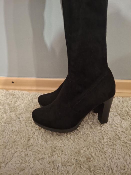 Damskie kozaki za kolano 38