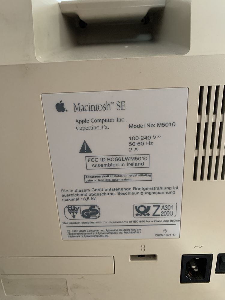 Apple Macintosh SE