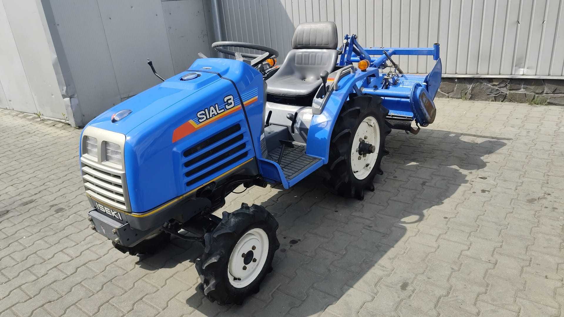 Japoński traktorek Iseki SIAL 3 z glebogryzarką 4x4 13 km