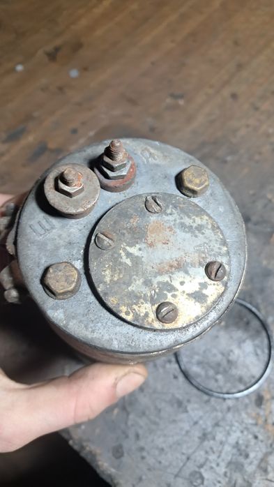 Генераторы мотоциклов к 750 в робочем состоянии не дорого