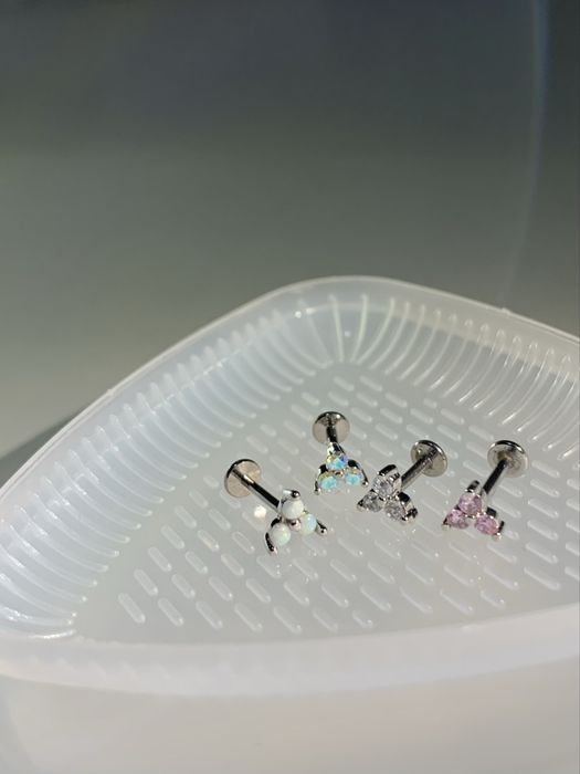 Титановий сріблястий пірсинг лабрет в хрящ пірсинг в ухо