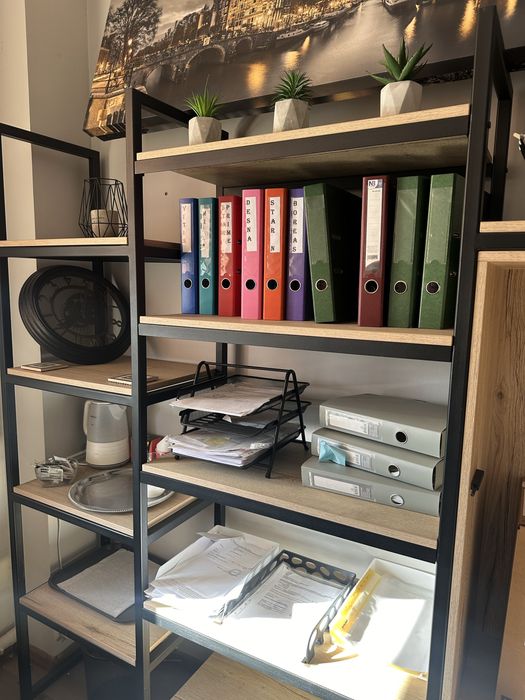 Выставочный/офисный стеллаж