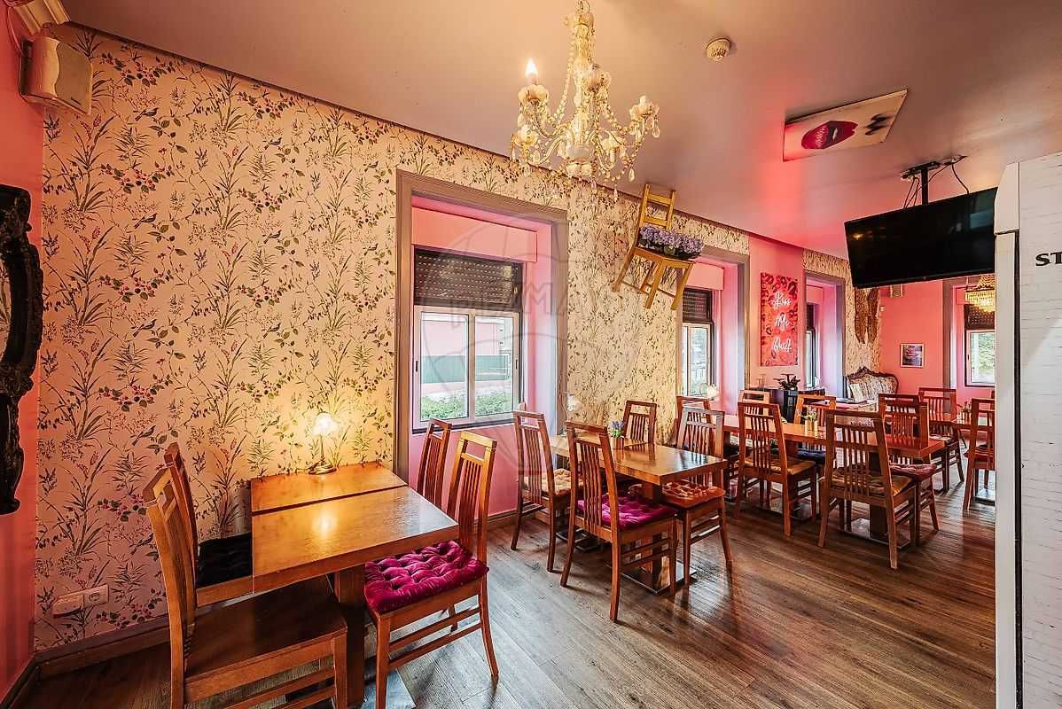 Restaurante - Bar - Trespasse com cedência de quotas