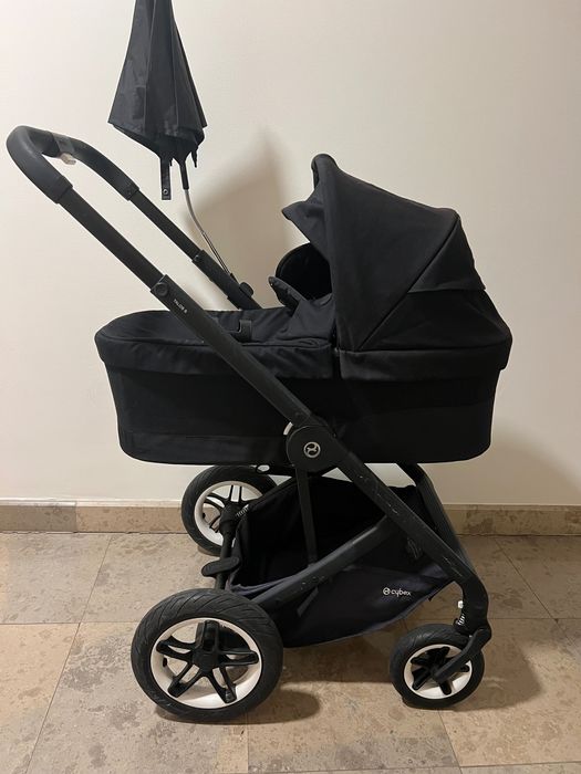 Wózek Cybex 2 w 1 czarnego koloru Talos S