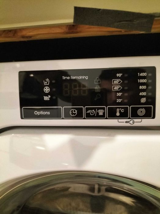 Máquina de lavar roupa ENCASTRE