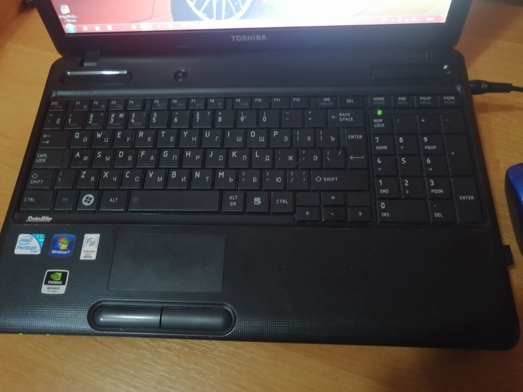 Ноутбук Toshiba i5, Ram 4,DDR 3,HDD 320 GB
