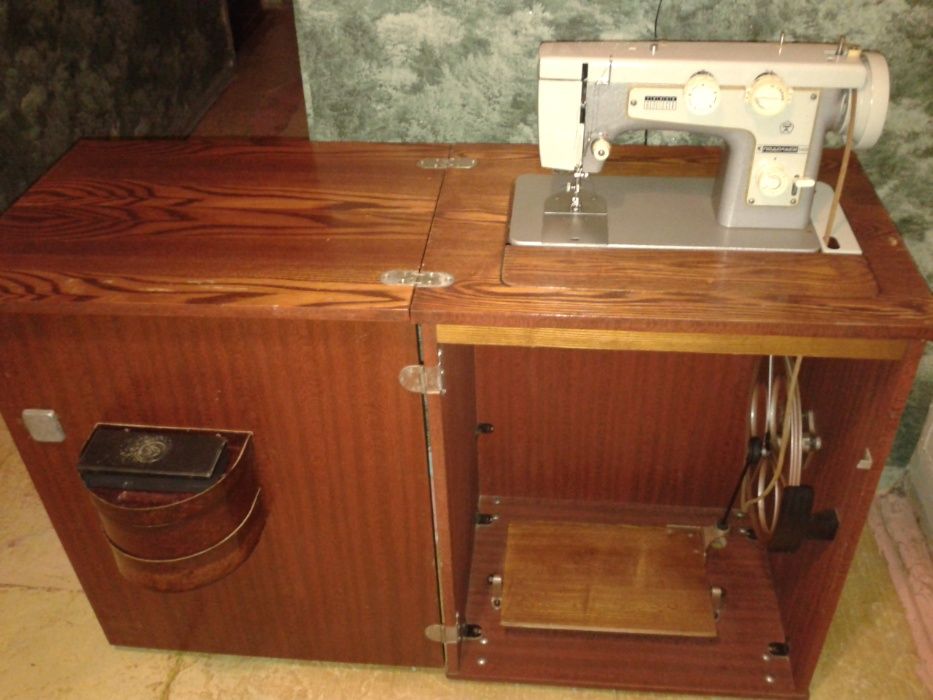 Продам швейную машину "Подольск-142", идеальное состояние. Краматорск.