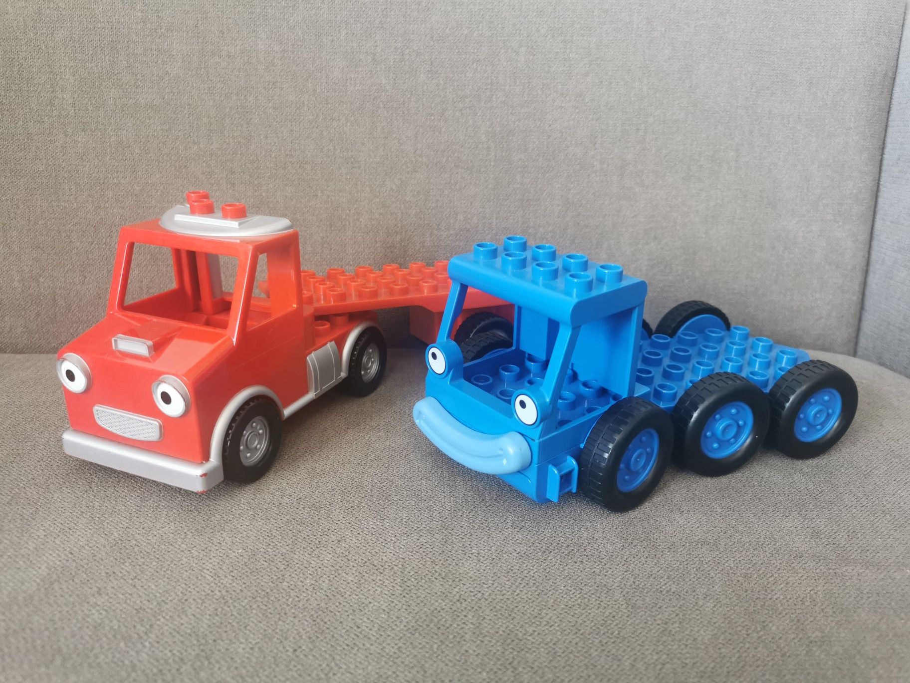 Lego Duplo klocki bob budowniczy pojazdy auta dźwig laweta