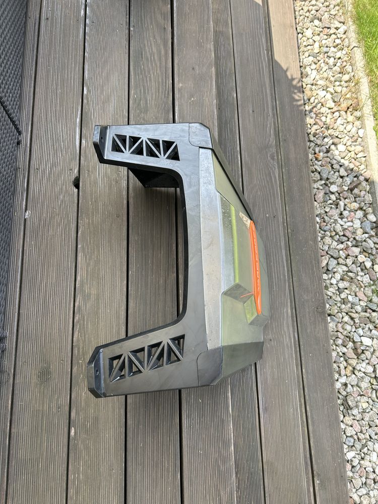 Garaż daszek dla robota koszącego yardforce