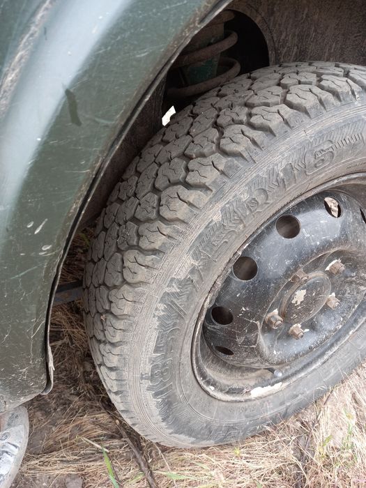 Продам машынку для любитилей бездорожья